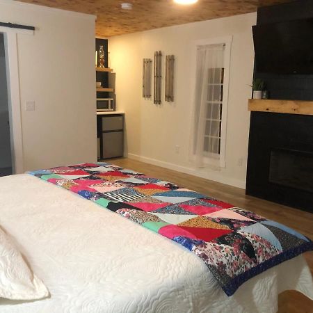 Raleigh Rooms & Taylor'S Crafts ภายนอก รูปภาพ