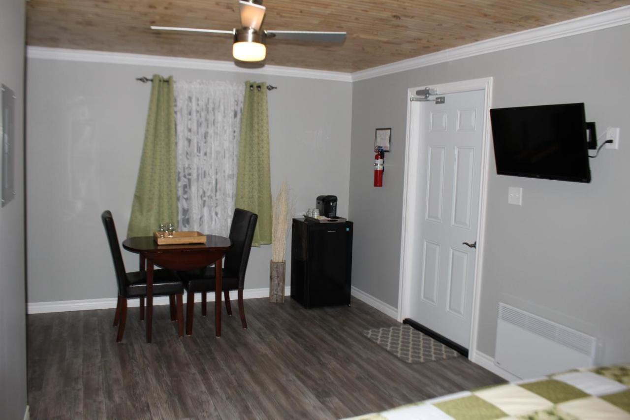 Raleigh Rooms & Taylor'S Crafts ภายนอก รูปภาพ